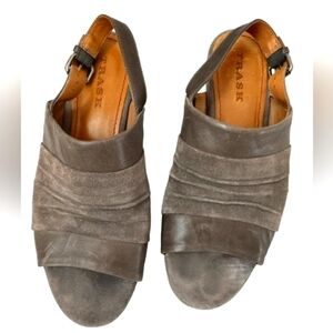 Sundance Shari Wedge Suede Leather Open toe Shoes Size 7.5 Trask